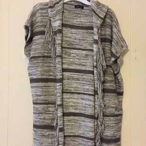 Hooded beach sweater